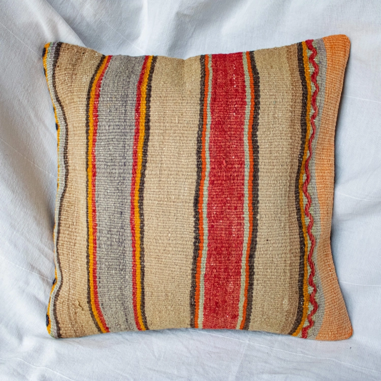 Wełniany kilim o wymiarach 40x40 cm