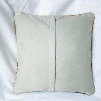 Wełniany kilim w paski