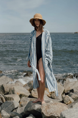 kimono szlafrok lniany bawełniany biało niebieskie paski unisex