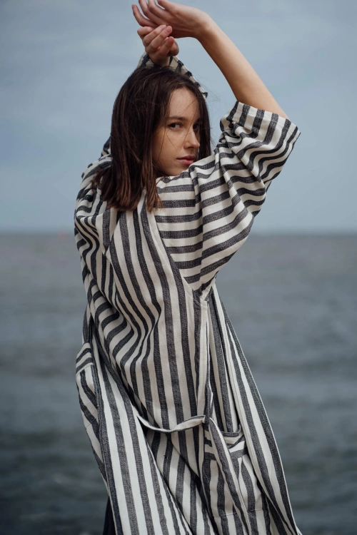 kimono szlafrok lniany bawełniany biało czarne paski unisex