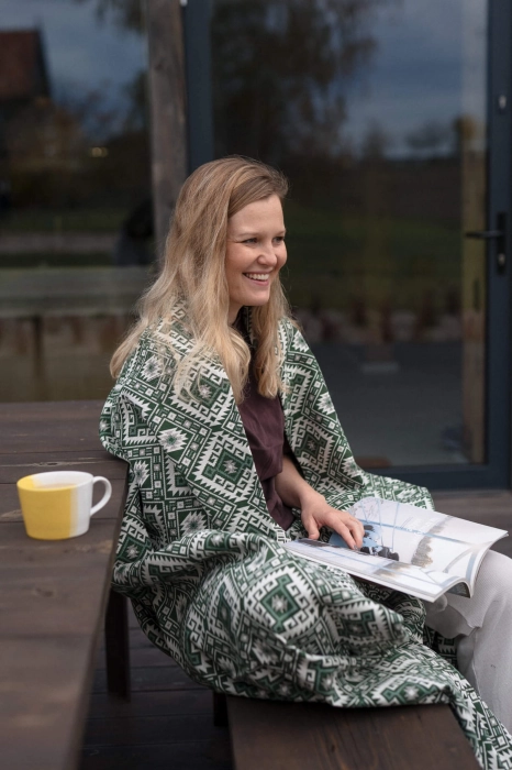 Asya - dark green cotton throw or picnic blanket 