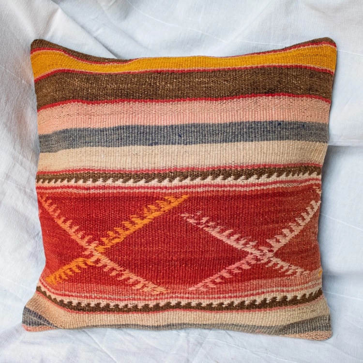 Wełniana poszewka na poduszkę kilim w kolorze pomarańczowym