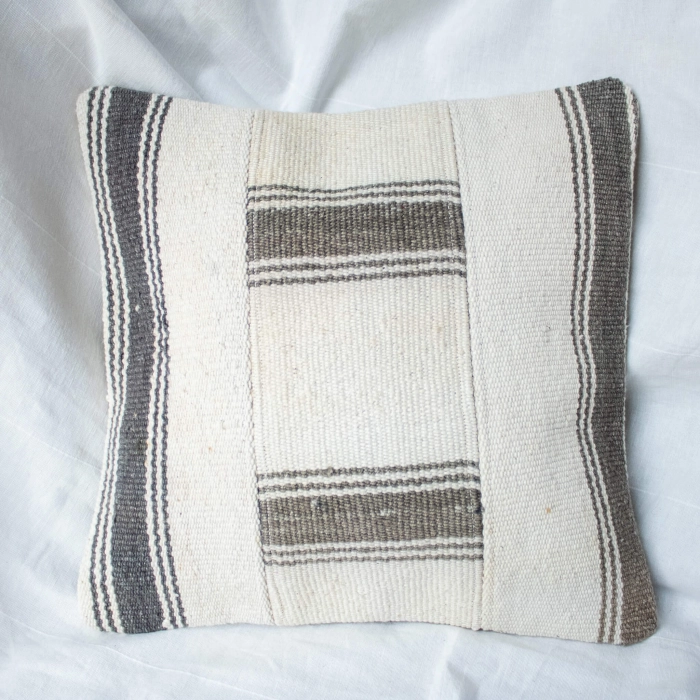 Black and white pillowcase